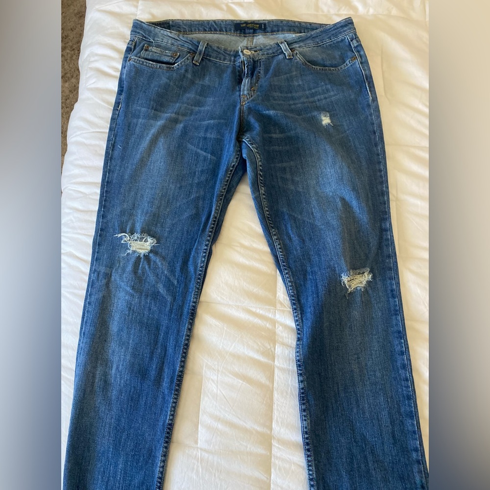 LEVIS JEANS